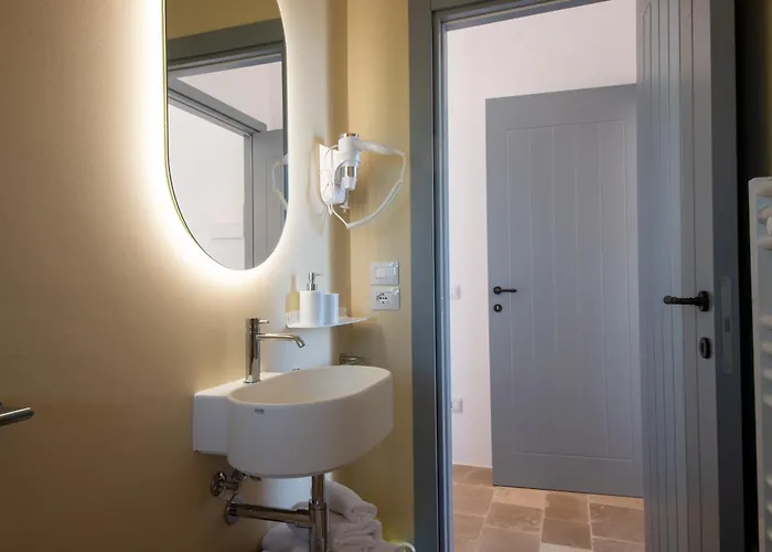Borgo Cucumo By Monholiday Aparthotel Castellana Grotte